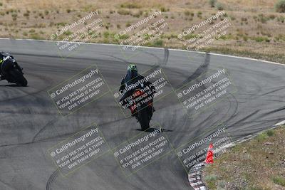 media/Apr-20-2025-AHRMA (Sun) [[393a79c373]]/Race/Group 3/Turn 4b/